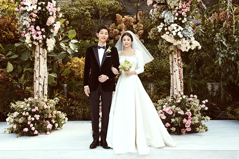 Song-Song Couple Get Married!