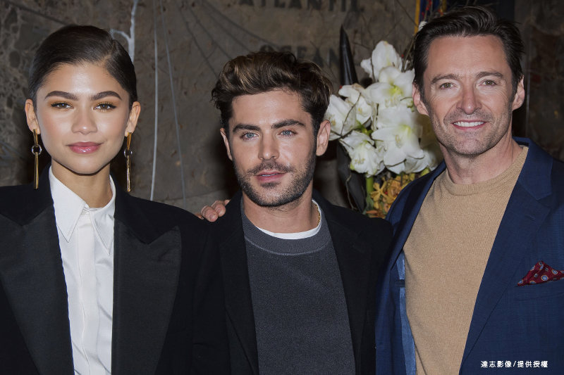 The Greatest Showman may be the Best Movie to Watch at a Christmas Dinner