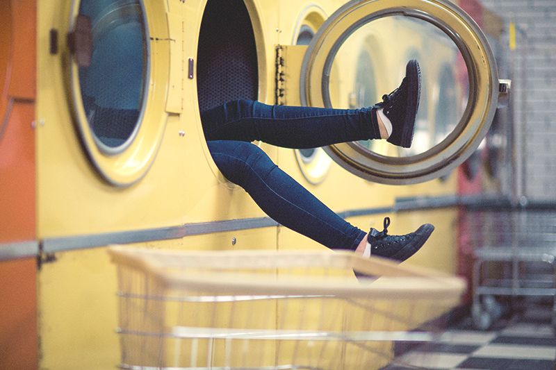 Homeless Moroccan Teenagers Sleep in Washing Machines in Paris
