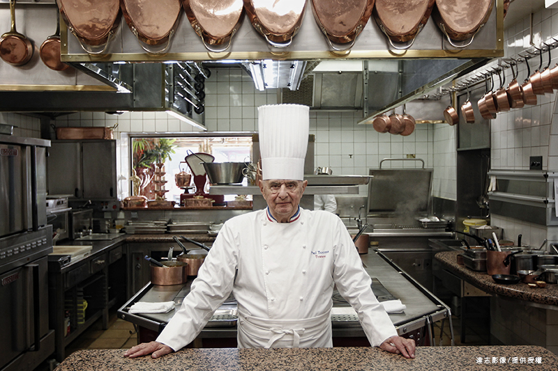 “The Incarnation of French Cuisine” Paul Bocuse Dies at 91