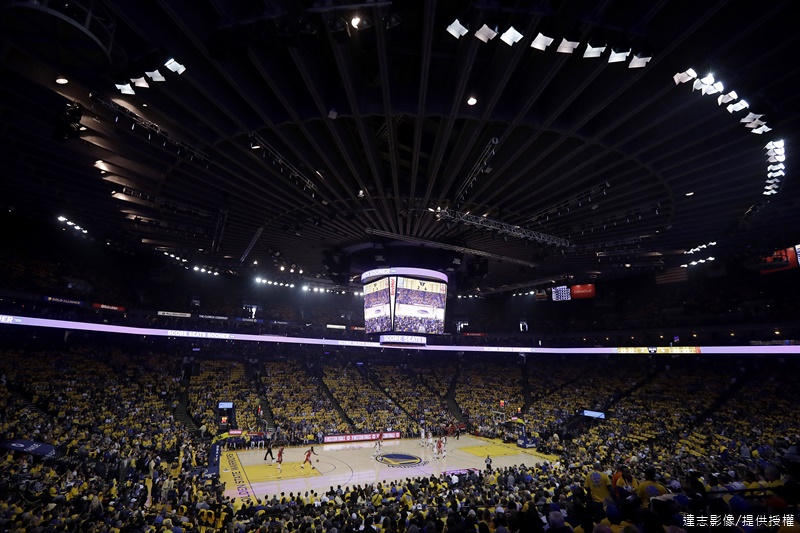 NBA Reveals Awards Finalists for 2017-18 Season