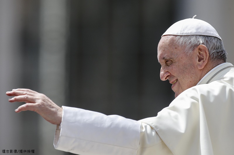 Pope Tells Gay Man “God Made You This Way and He Loves You”