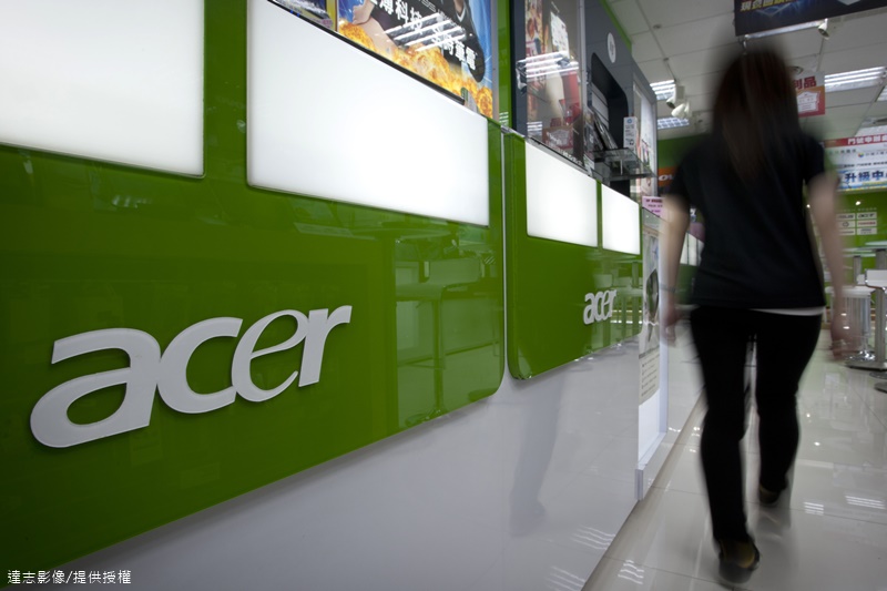 Acer Targets Buddhists with These High-Tech Prayer Beads