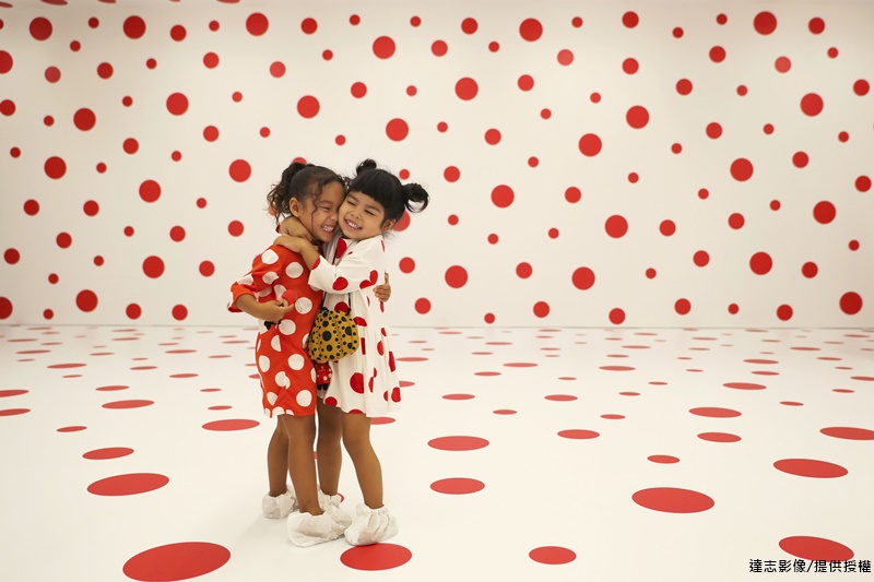 Fake Art Exhibitions in China