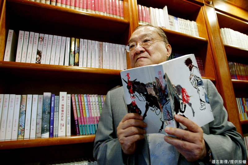 Wuxia Legend Jin Yong Dies at 94