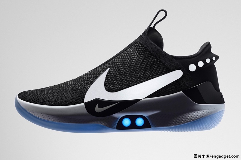 Nike Unveils New Self-lacing Shoes