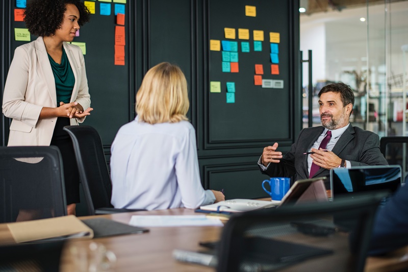 Bosses Who Treat Their Employees Nicely Earn Their Respect