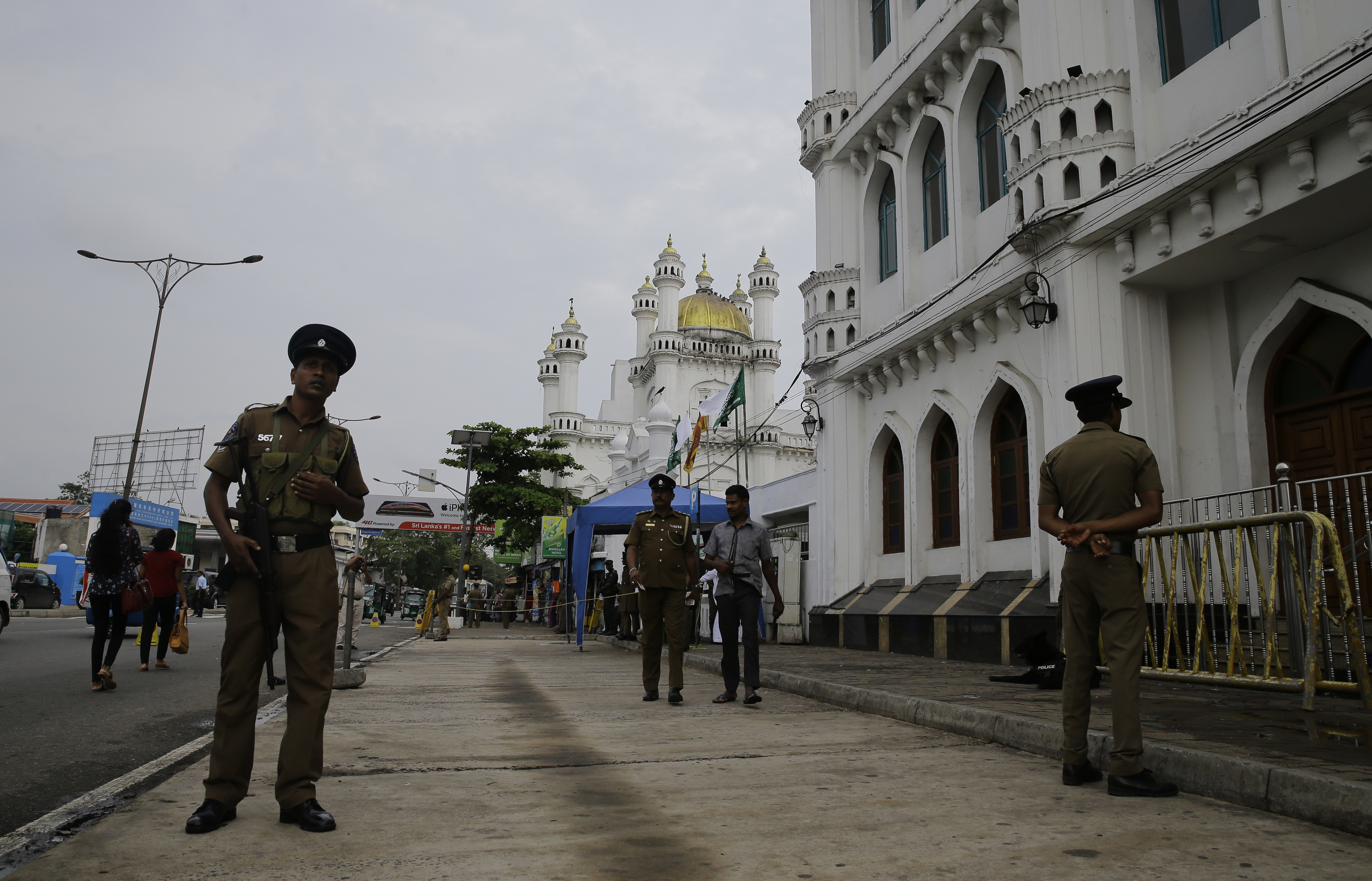 Sri Lanka Identifies 9 Suicide Bombers in Easter Attacks