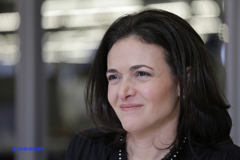 60% of Male Managers Uncomfortable with Women at Work