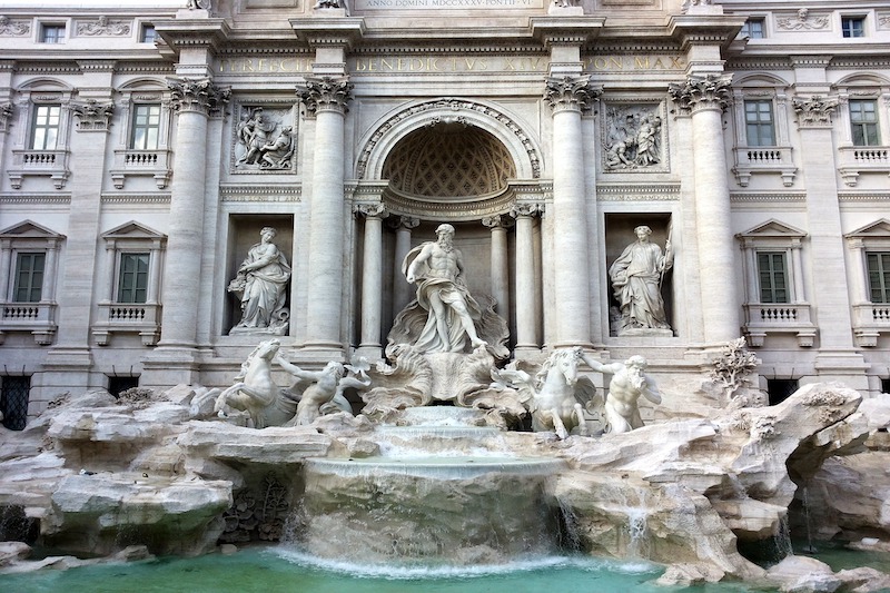 New Rules for Tourists in Rome