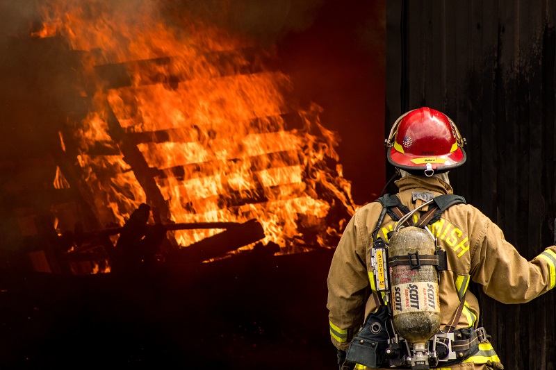 Two Firefighters Die in Taichung Factory Fire