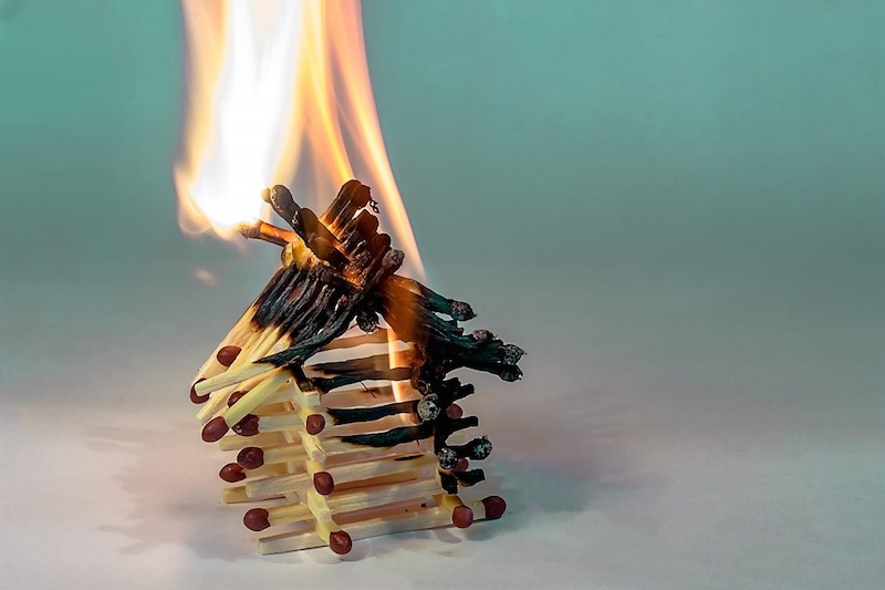 Statue Burned Down