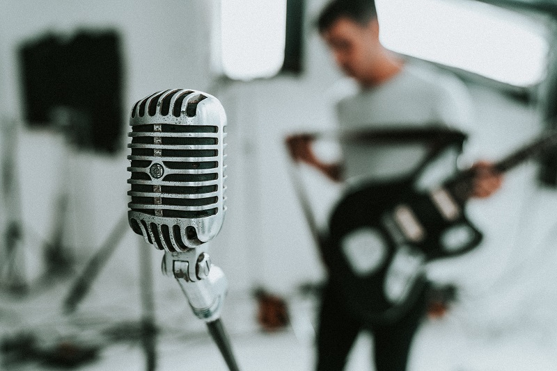 Behind Livestreaming Concerts