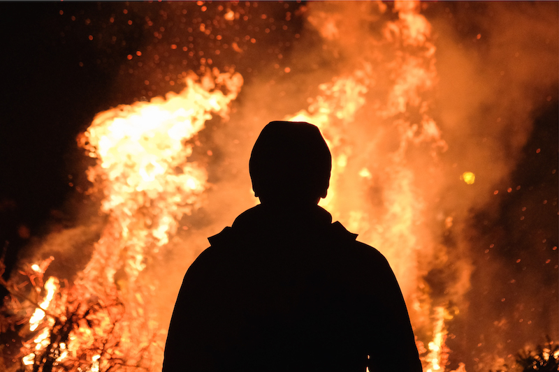 Man Sets Himself on Fire in Front of CTiTV