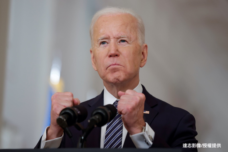 Biden Sets July 4 as America’s “Independence Day” From Covid