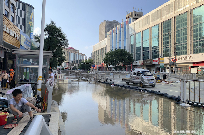 Floods in China’s Zhengzhou Kill 33 People