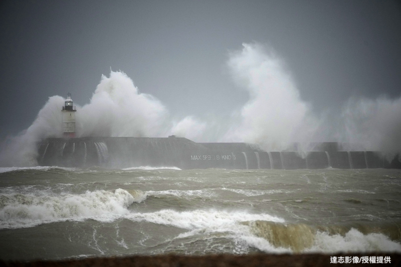 Storm Eunice Batters Europe
