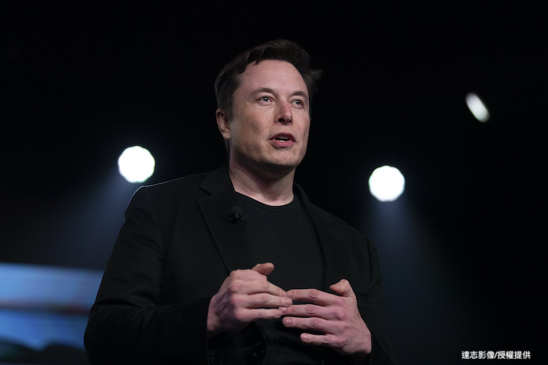 Elon Musk Buys Twitter for $44 Billion