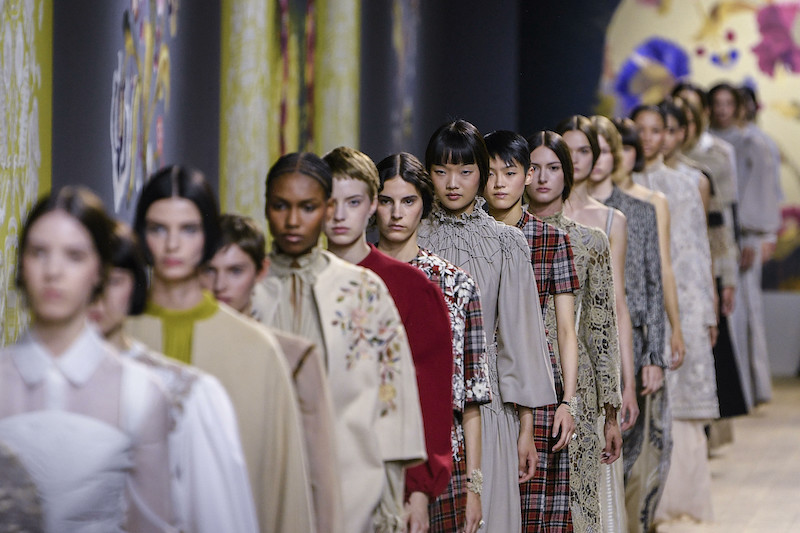 Chinese Students in France Protest Dior’s New Skirt
