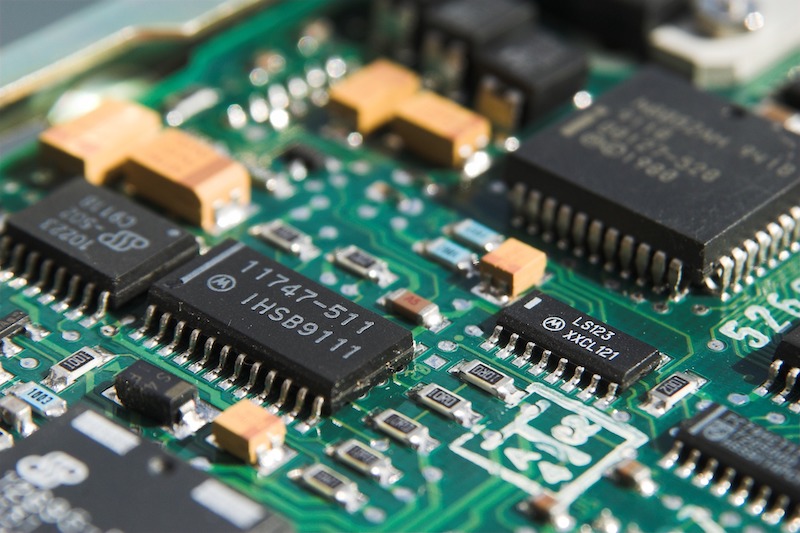 Intel to Produce Chips for MediaTek