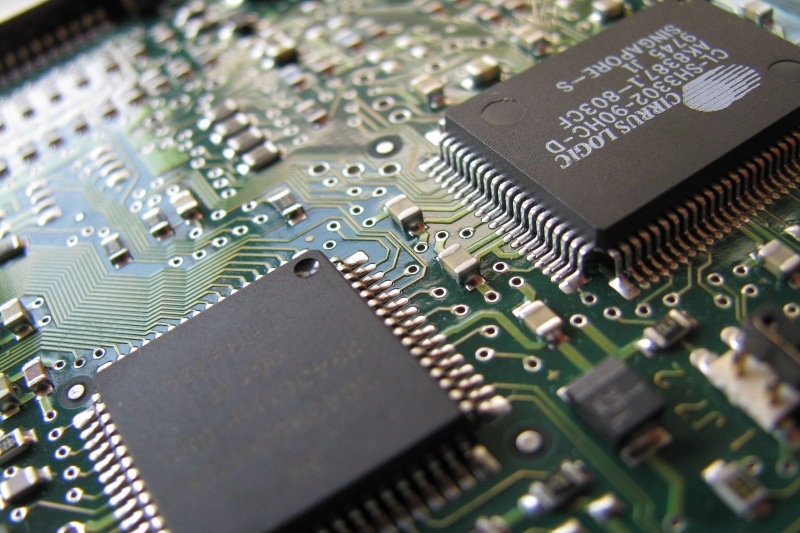 Korean Chip Manufacturers Feeling the Squeeze From US Chip Export Ban on China