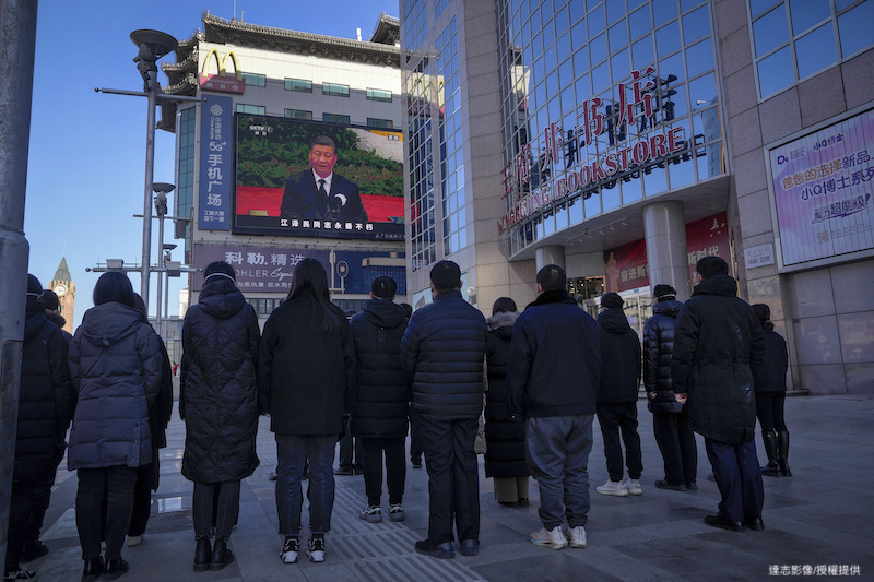 Former Leader Jiang’s Death Adds to Rising Uncertainty in China