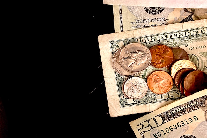 Taiwanese Banks Reduce Dividends Due to Market Downturn