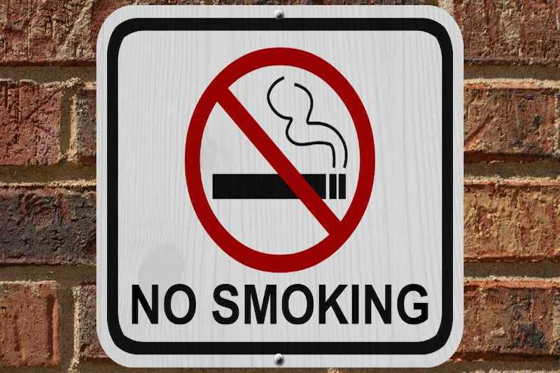 UK PM Suggests Cigarette Ban