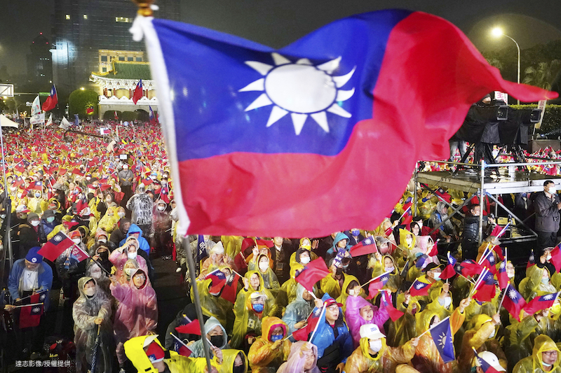 How Independent Candidates Affect Presidential Elections
