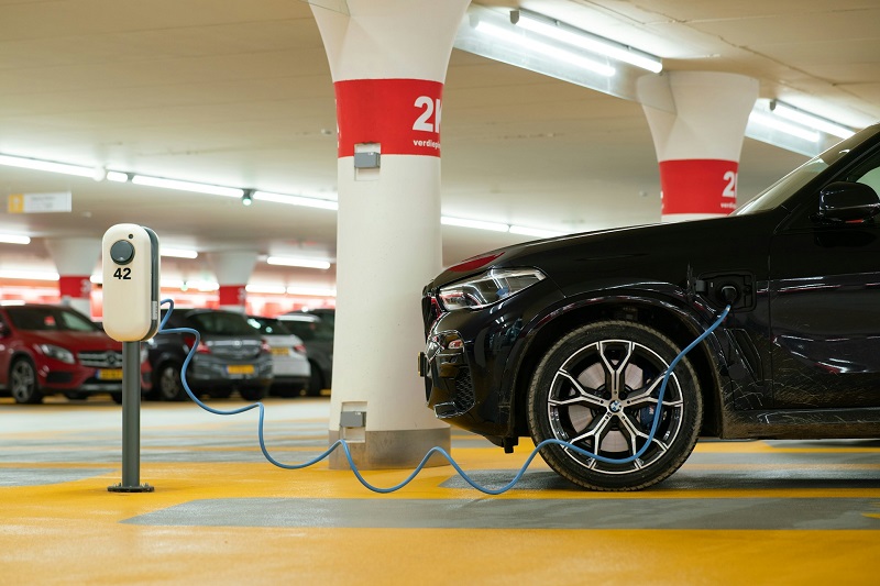Europe Falling Behind in EV Race
