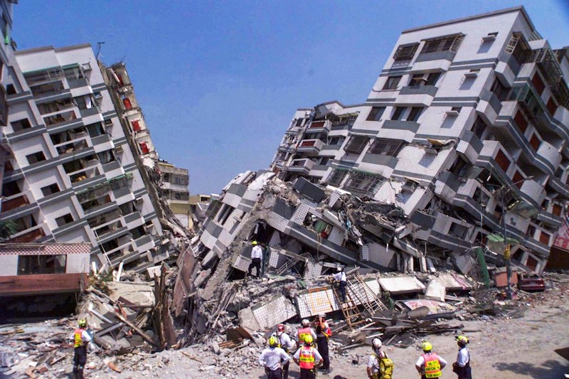 Staying Safe in an Earthquake