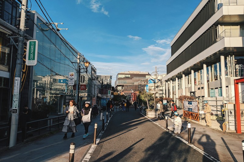 Taoyuan’s Streets Get a Stylish Upgrade: Japanese-Style Sidewalk Barriers!