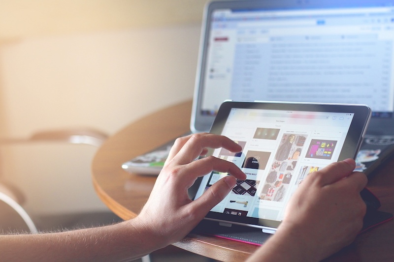 Digital Rights in the Internet Age