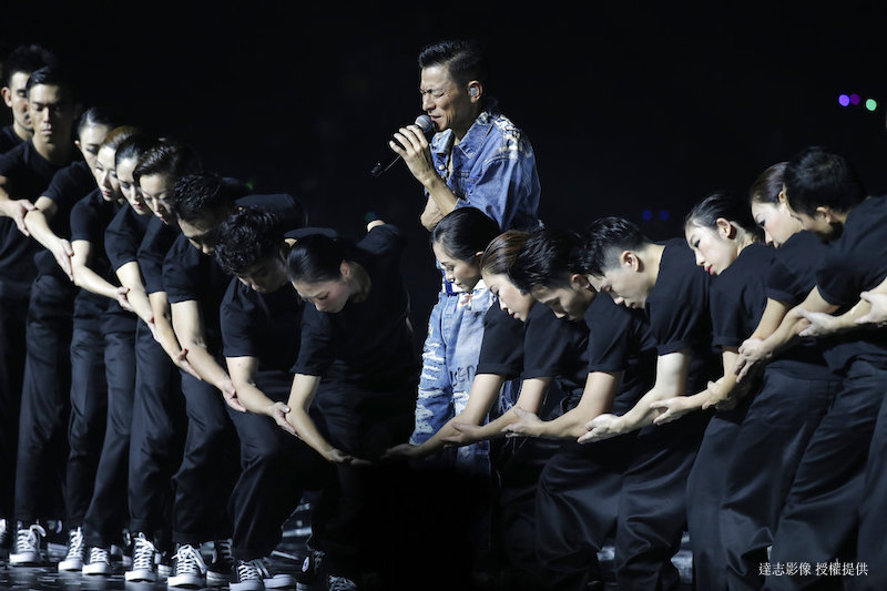 DPP Lawmaker Criticizes Singer Andy Lau’s Taipei Performance
