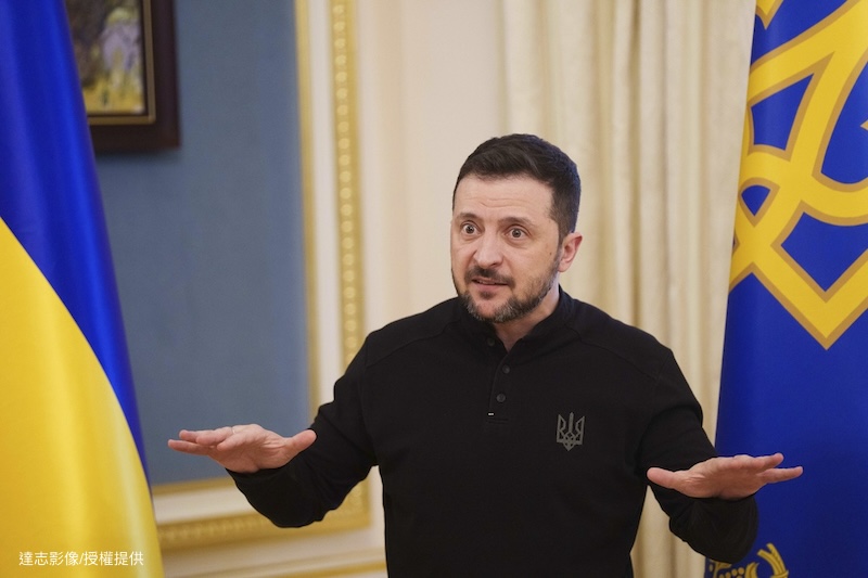 Zelenskyy Rejects US Approach to Ceasefire in Ukraine