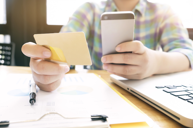 Getting a Mobile Phone Plan Abroad